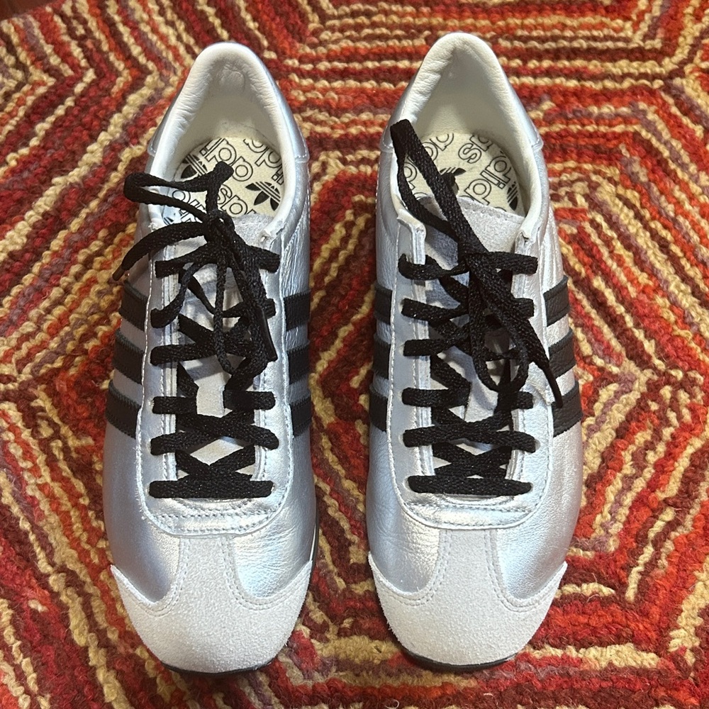 adidas Silver Sneakers with Black Stripes and Laces